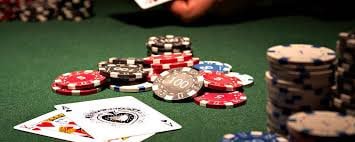 Player betting interface during Three Card Poker round